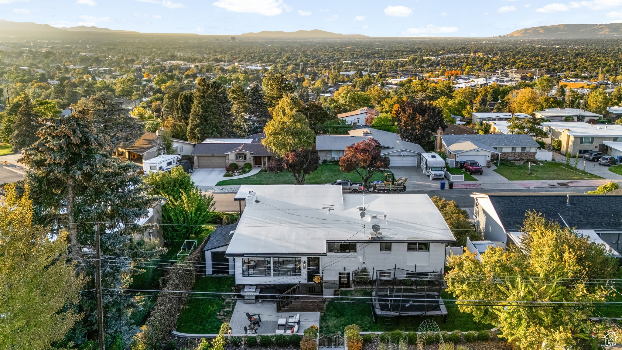 RIVIERA HEIGHTS - Residential
