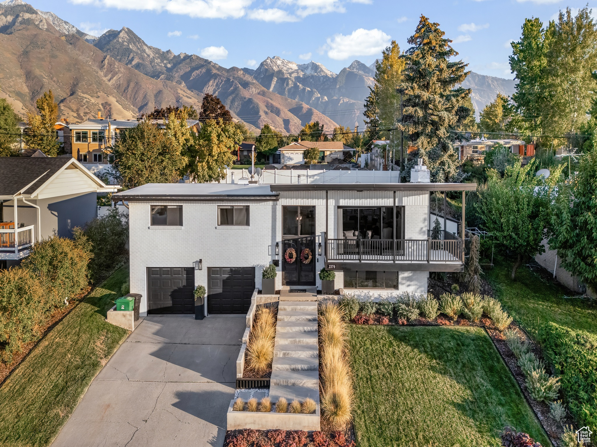 RIVIERA HEIGHTS - Residential