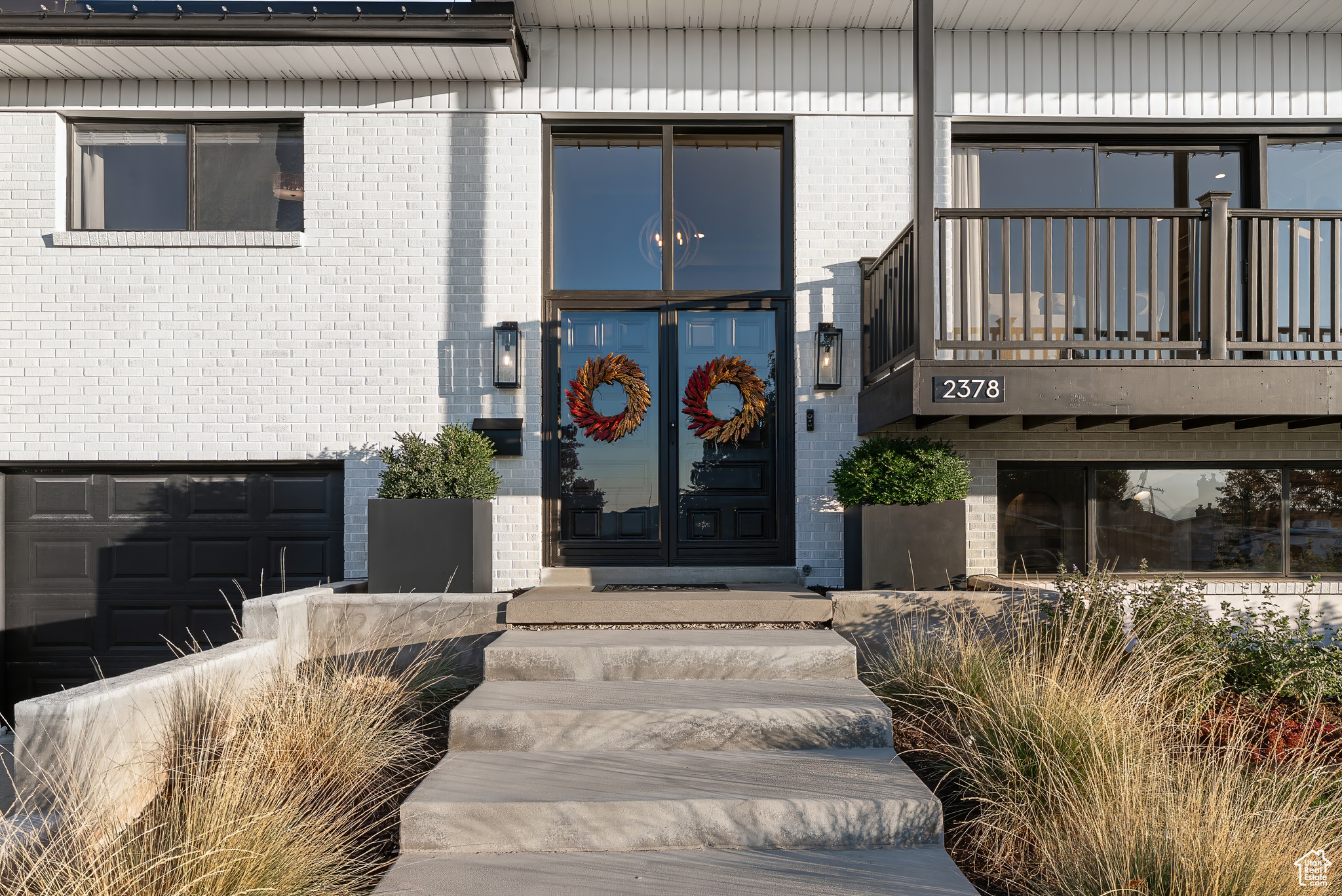 RIVIERA HEIGHTS - Residential