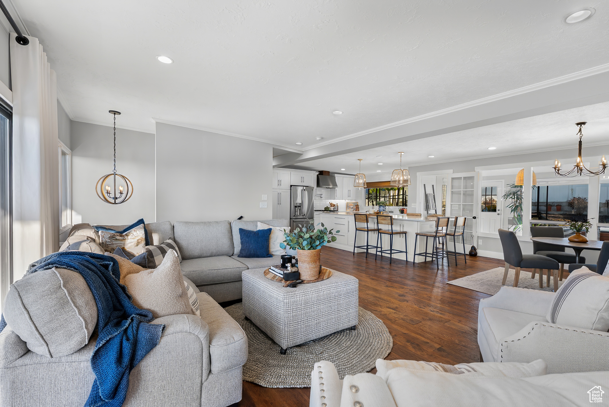 RIVIERA HEIGHTS - Residential