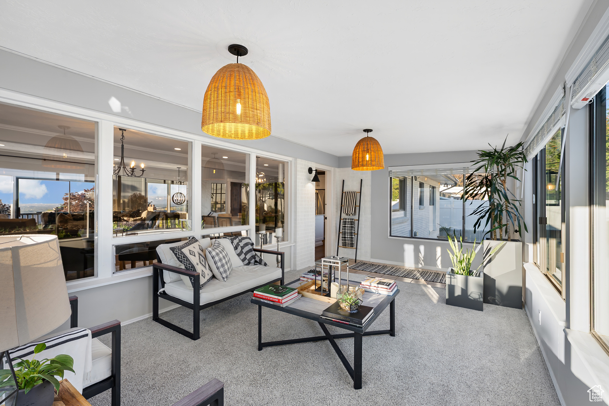 RIVIERA HEIGHTS - Residential