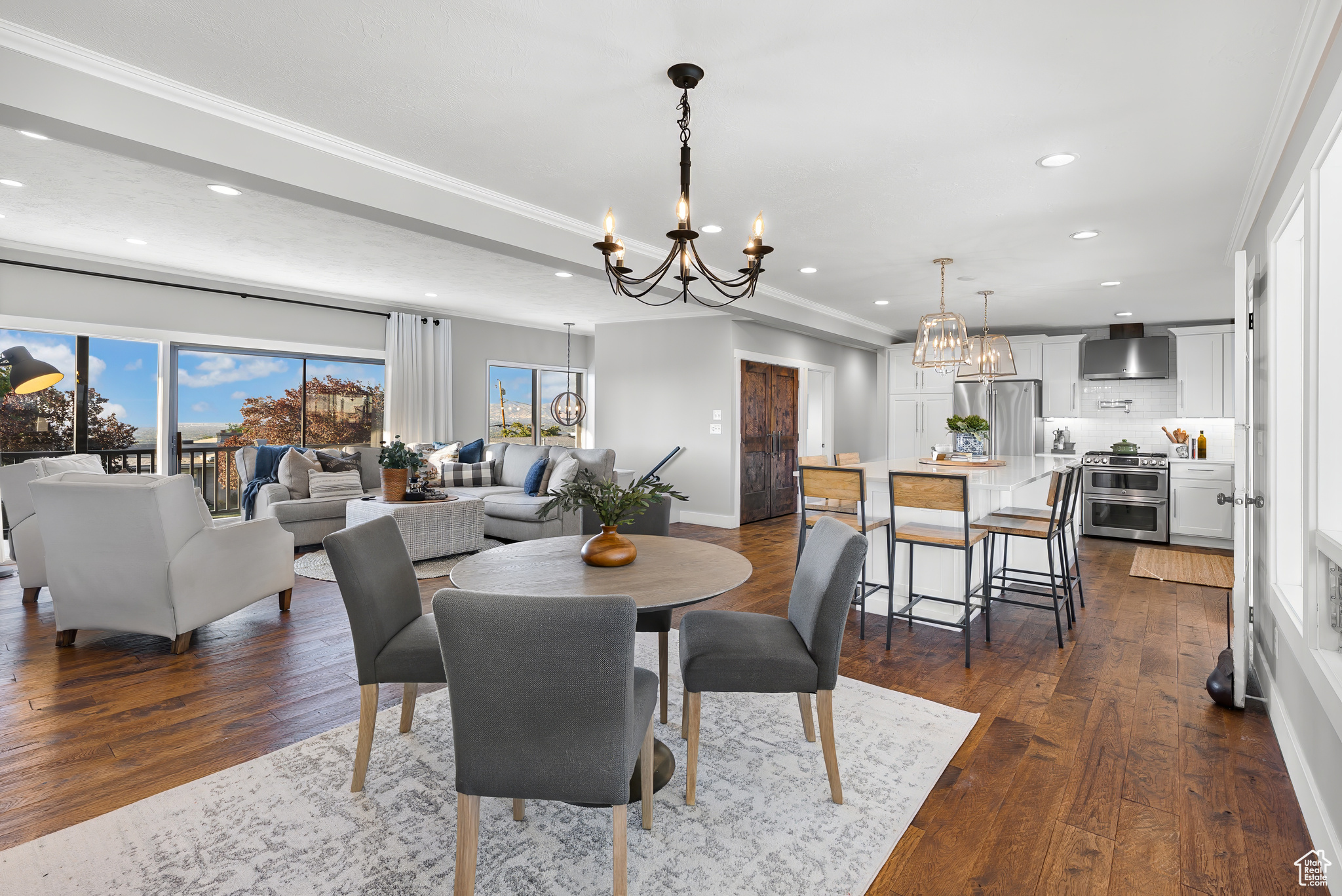 RIVIERA HEIGHTS - Residential