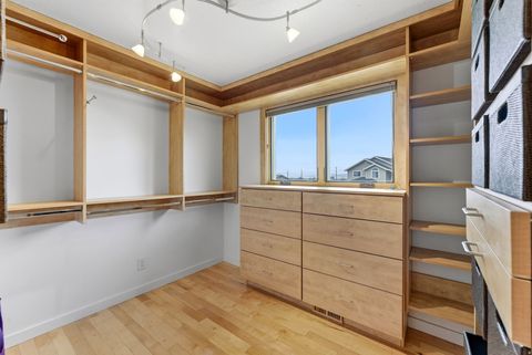 Tiny photo for 645 S 1350 E, Fruit Heights, UT 84037 (MLS # 2139510)