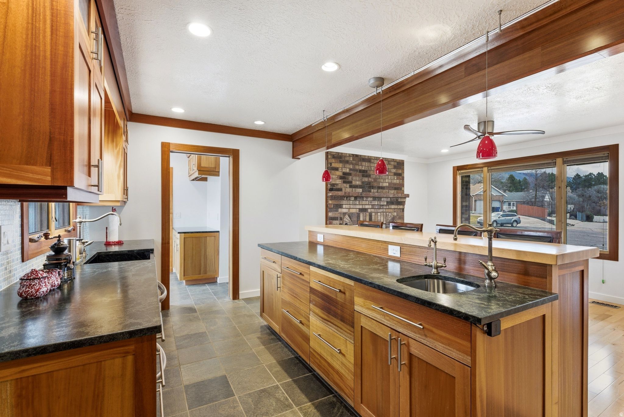 PILLY GREEN - Residential