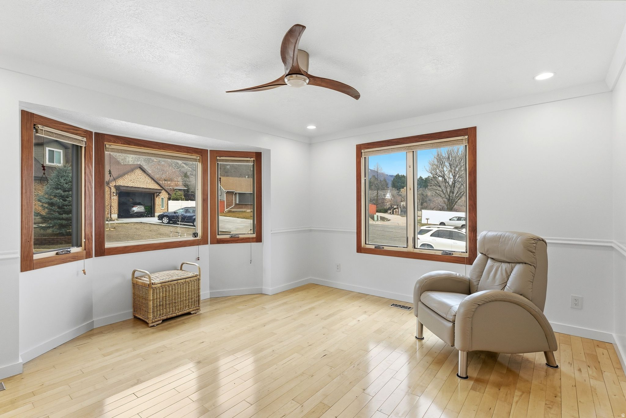 PILLY GREEN - Residential