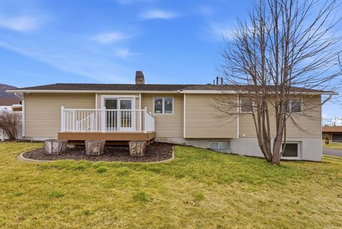 Tiny photo for 645 S 1350 E, Fruit Heights, UT 84037 (MLS # 2139510)
