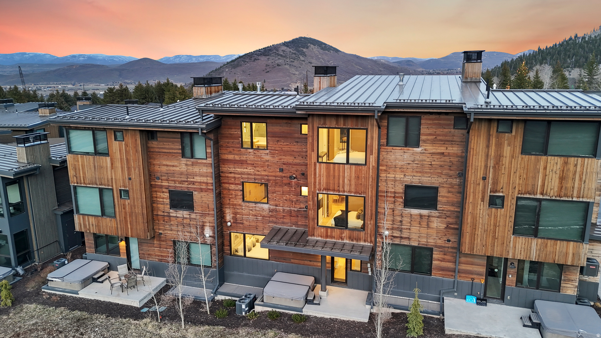 THE RIDGE AT CANYONS VILLAGE - Residential