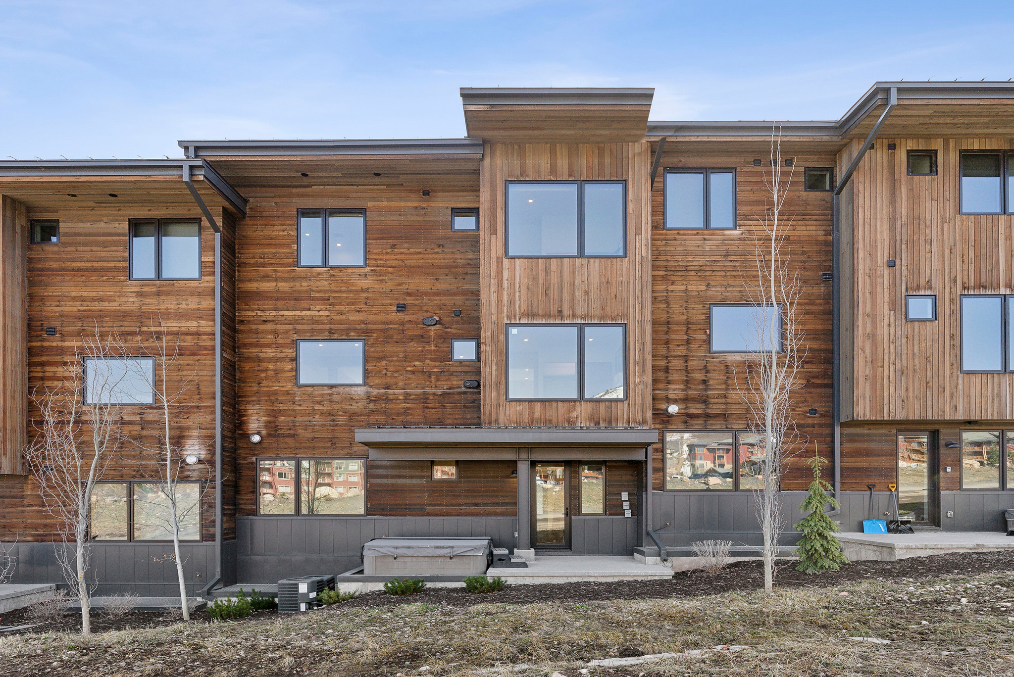 THE RIDGE AT CANYONS VILLAGE - Residential