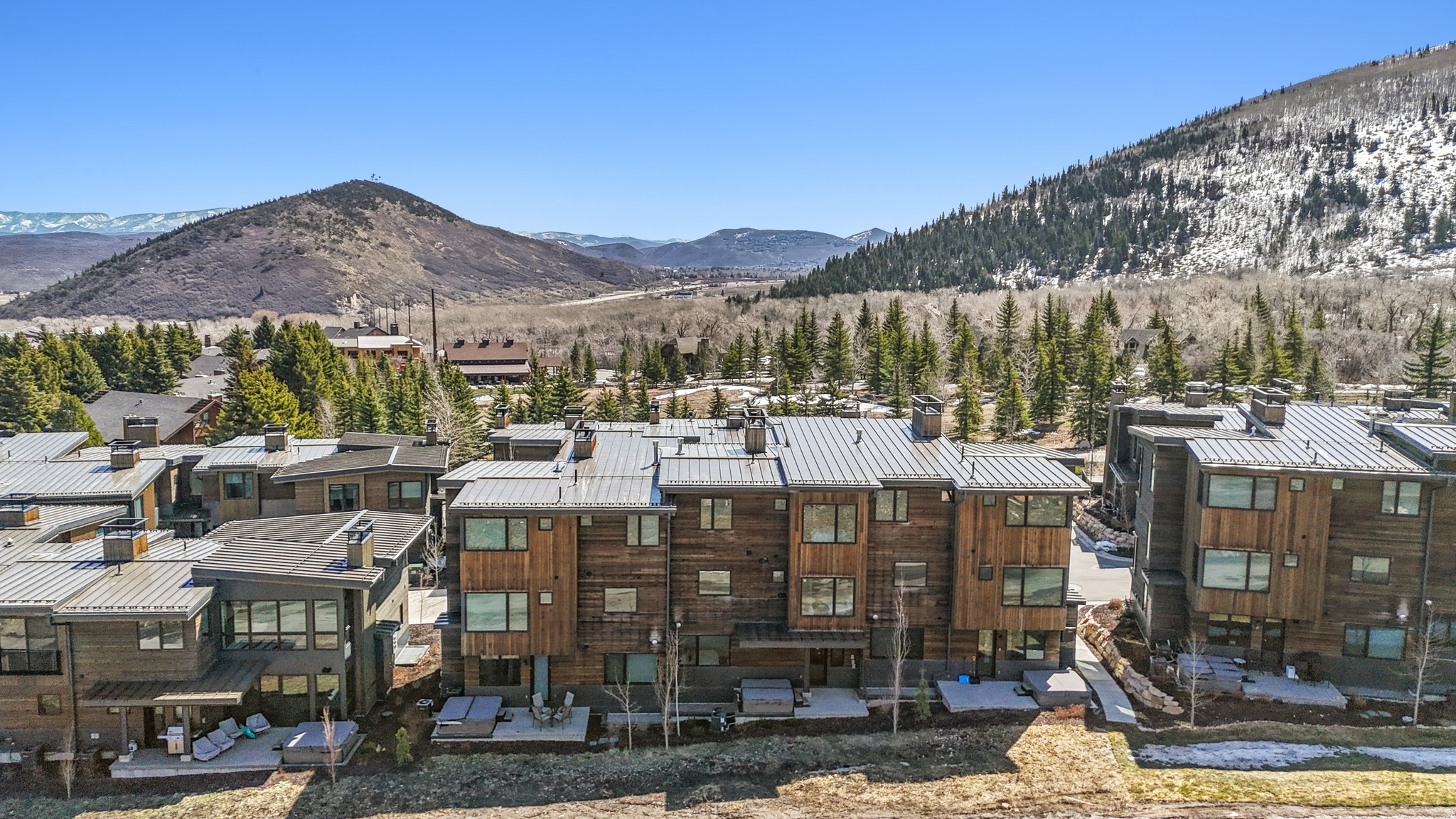 THE RIDGE AT CANYONS VILLAGE - Residential