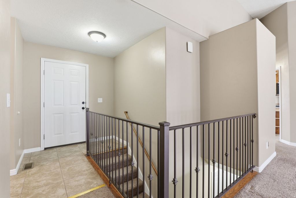 Photo of 295 W DUBLIN ST, Eureka, UT 84628 (MLS # 2140882)