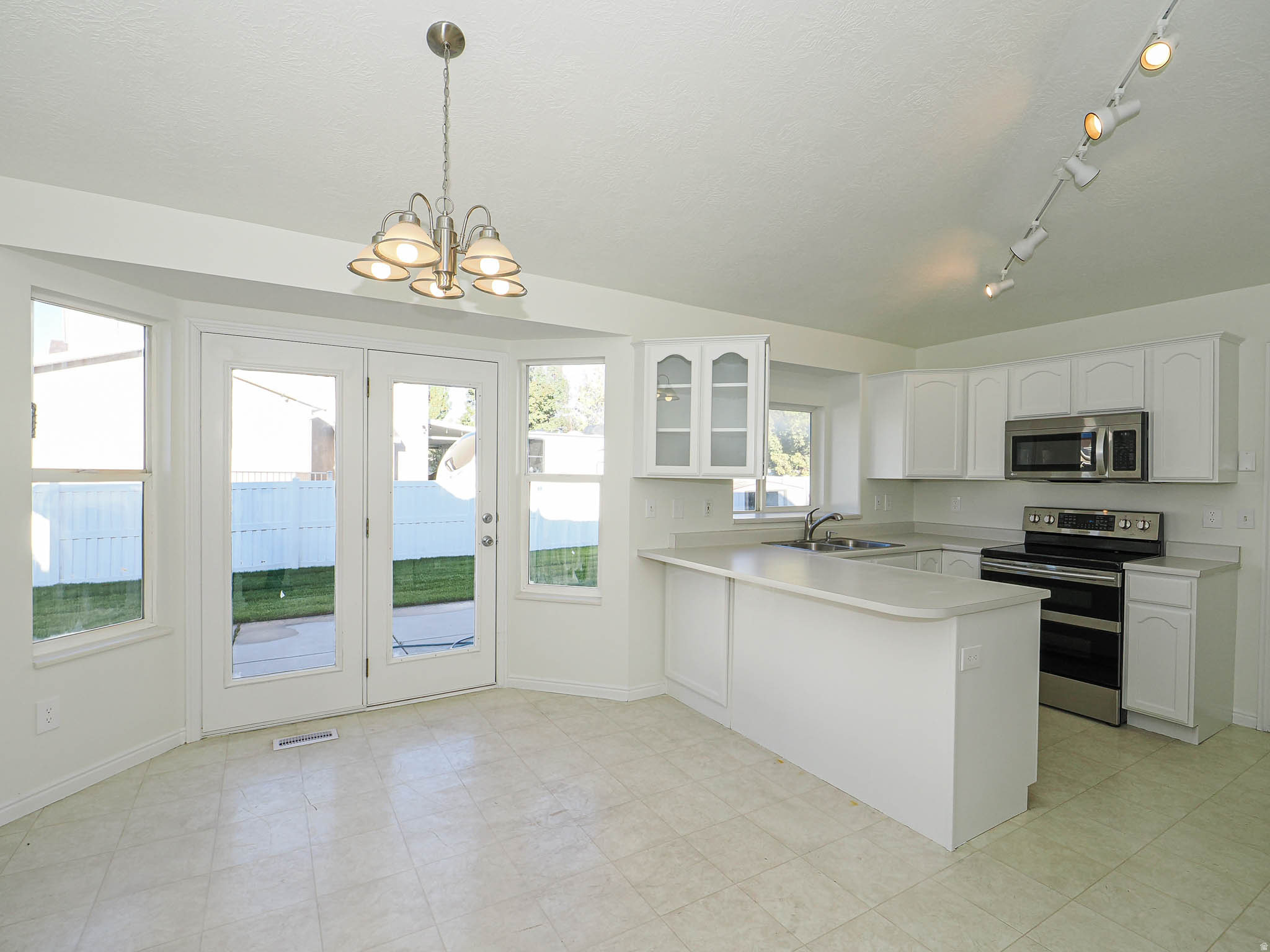 TAYLORS POINTE PHASE 1 - Residential