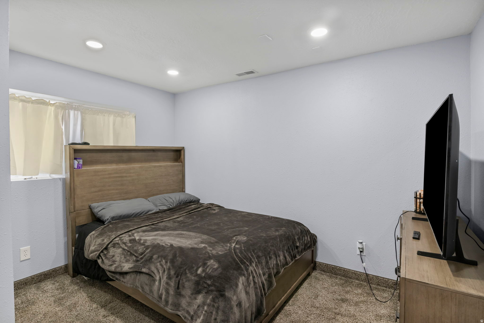 HIGHLAND - Residential