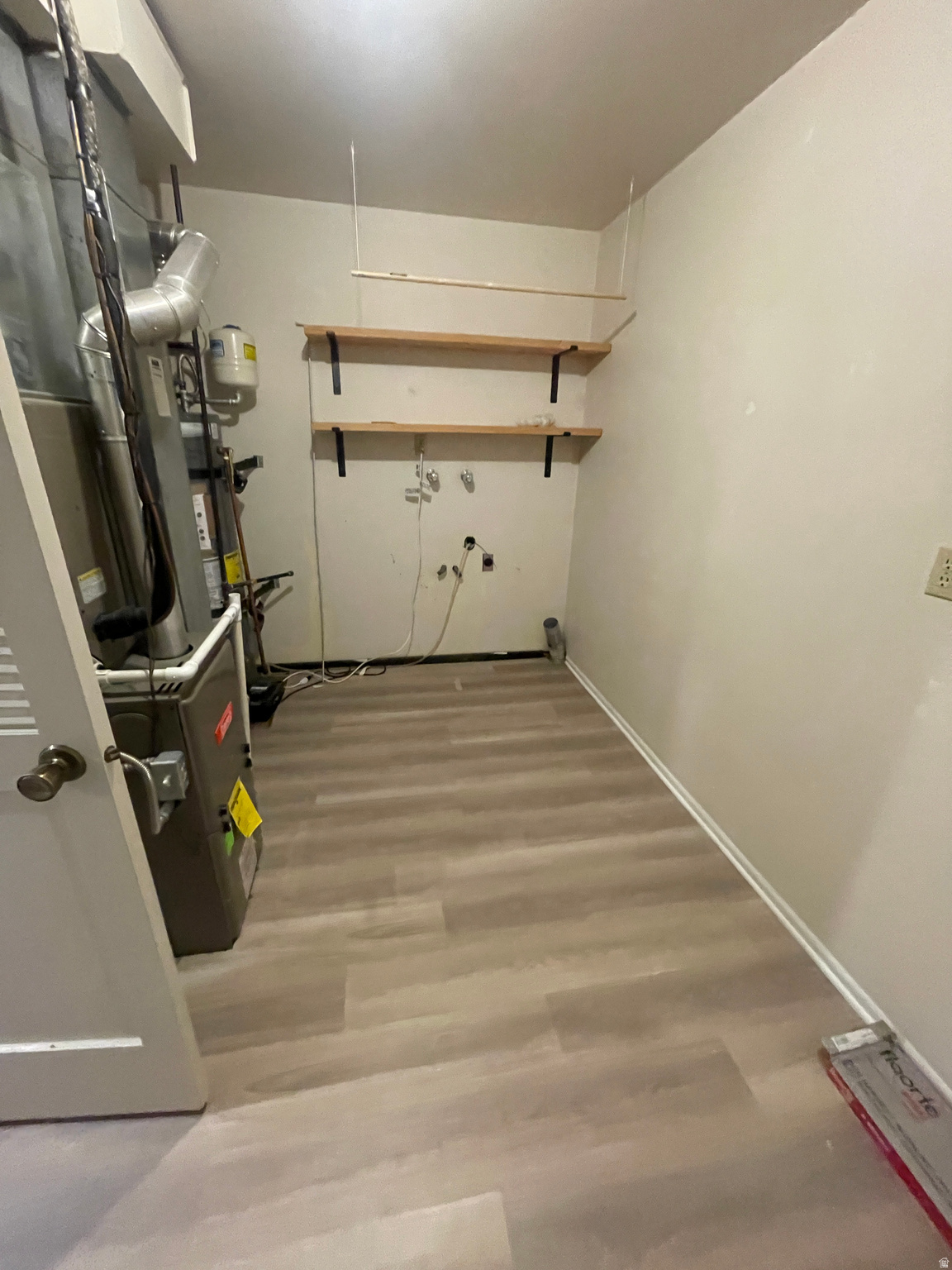 WAYLAND STATION AT OLD FARM - Residential