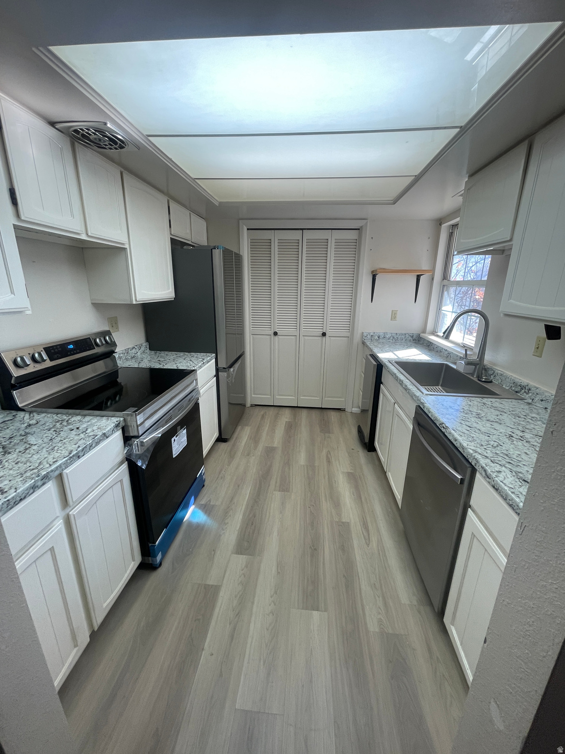 WAYLAND STATION AT OLD FARM - Residential