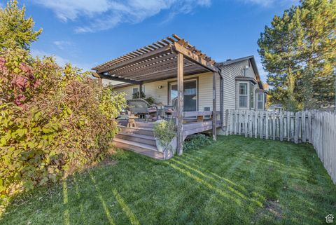 Tiny photo for 444 W CREEKSIDE WAY, Kaysville, UT 84037 (MLS # 2119366)