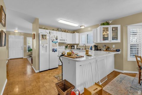 Tiny photo for 444 W CREEKSIDE WAY, Kaysville, UT 84037 (MLS # 2119366)