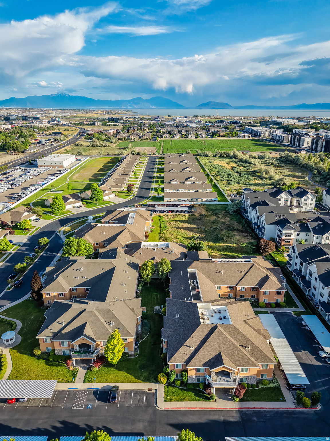 MT TIMP VILLAGE - Residential