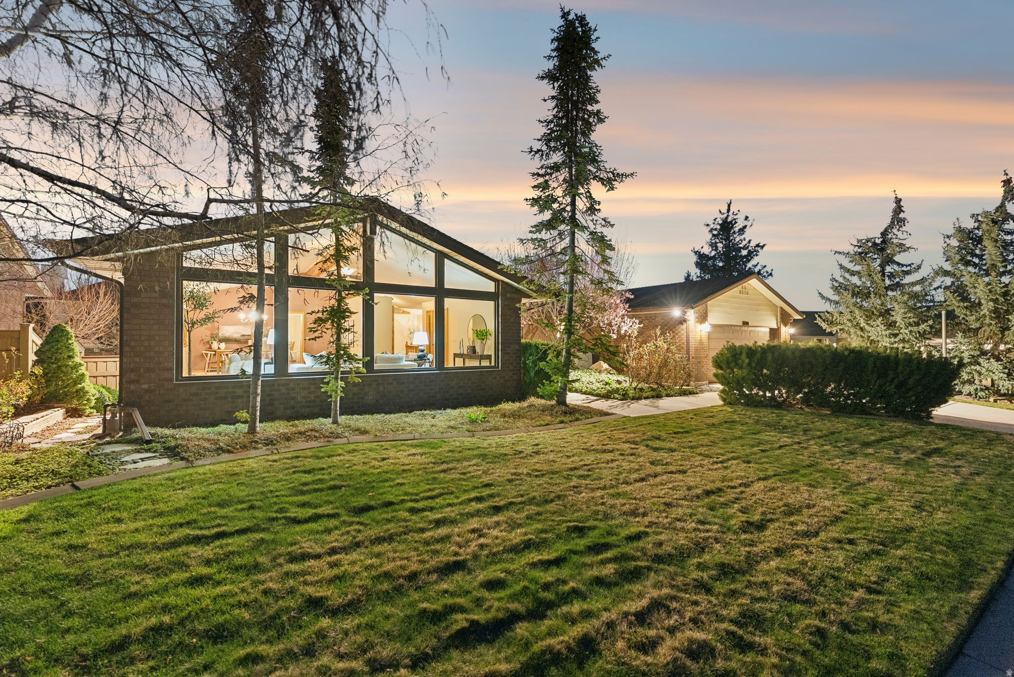 MT OLYMPUS - Residential