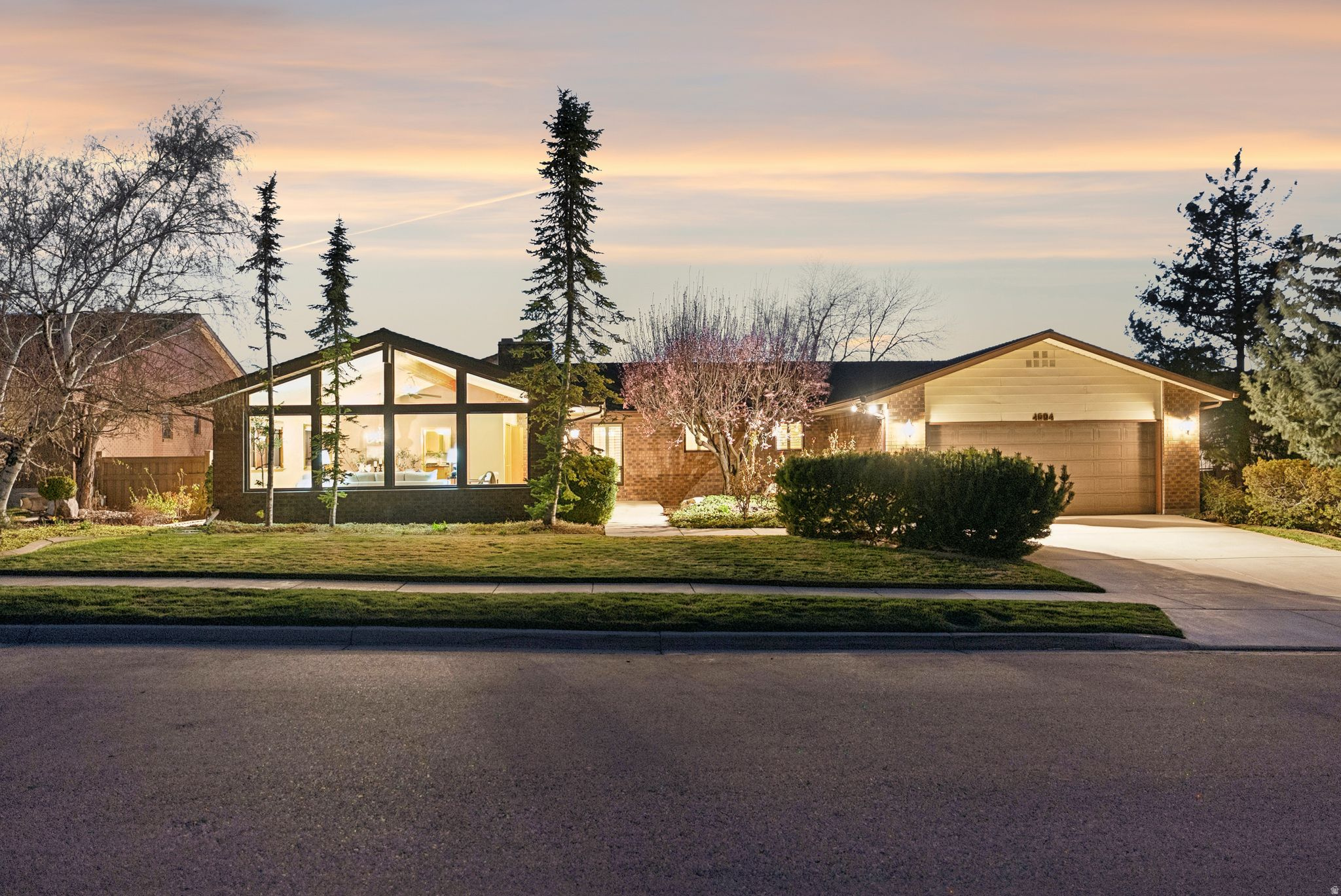 MT OLYMPUS - Residential