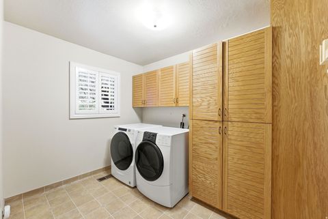 Tiny photo for 4004 S AURA DR, Salt Lake City, UT 84124 (MLS # 2144912)