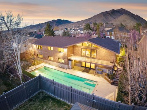 Tiny photo for 4004 S AURA DR, Salt Lake City, UT 84124 (MLS # 2144912)