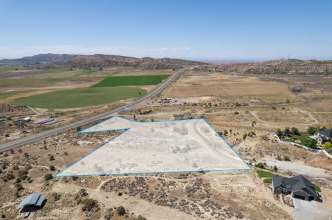 Vacant Land For Sale - 2648 W Highway 40<br/> Uintah County, Vernal, UT 84078