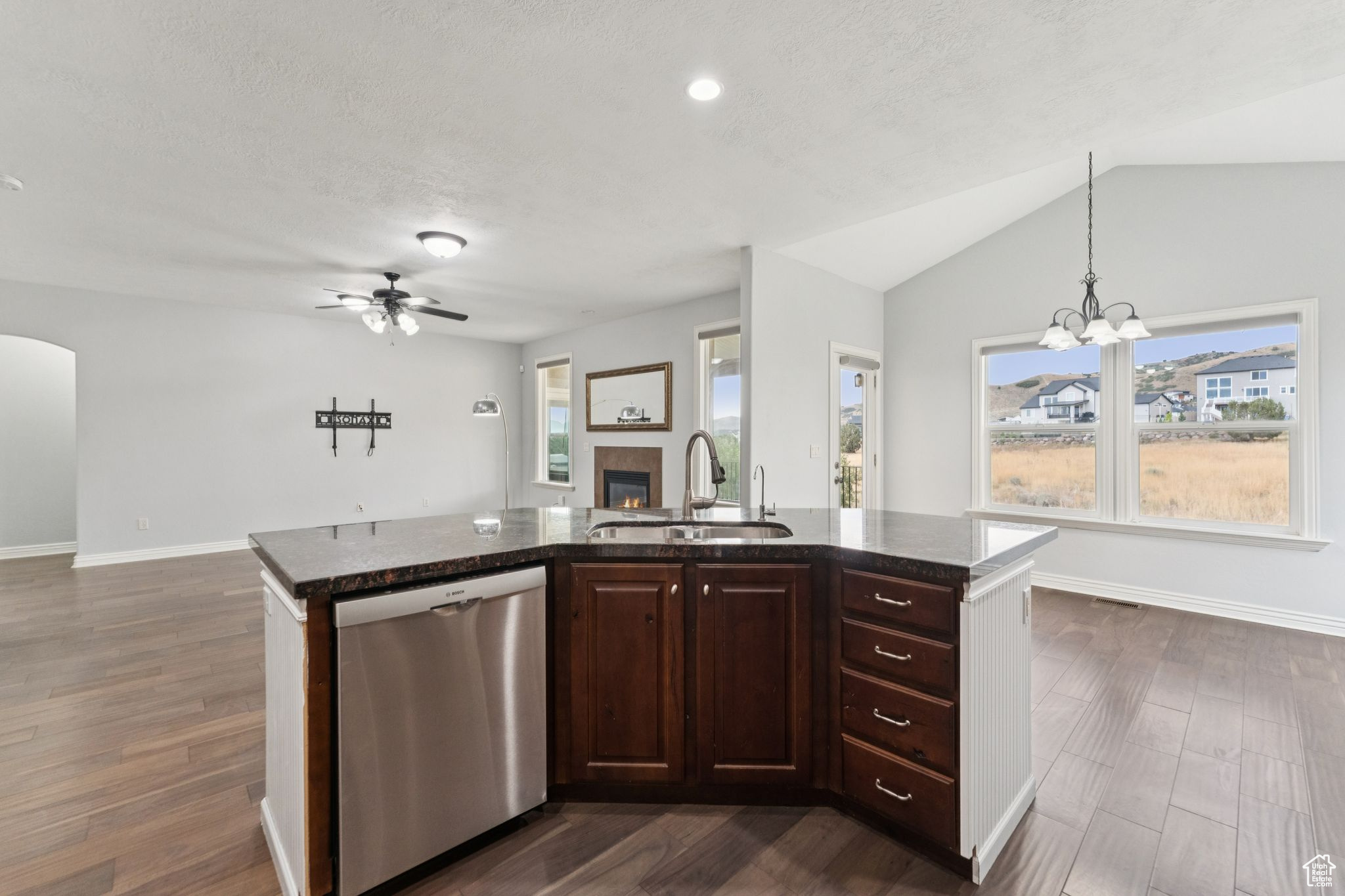 JUNIPER  POINT - Residential