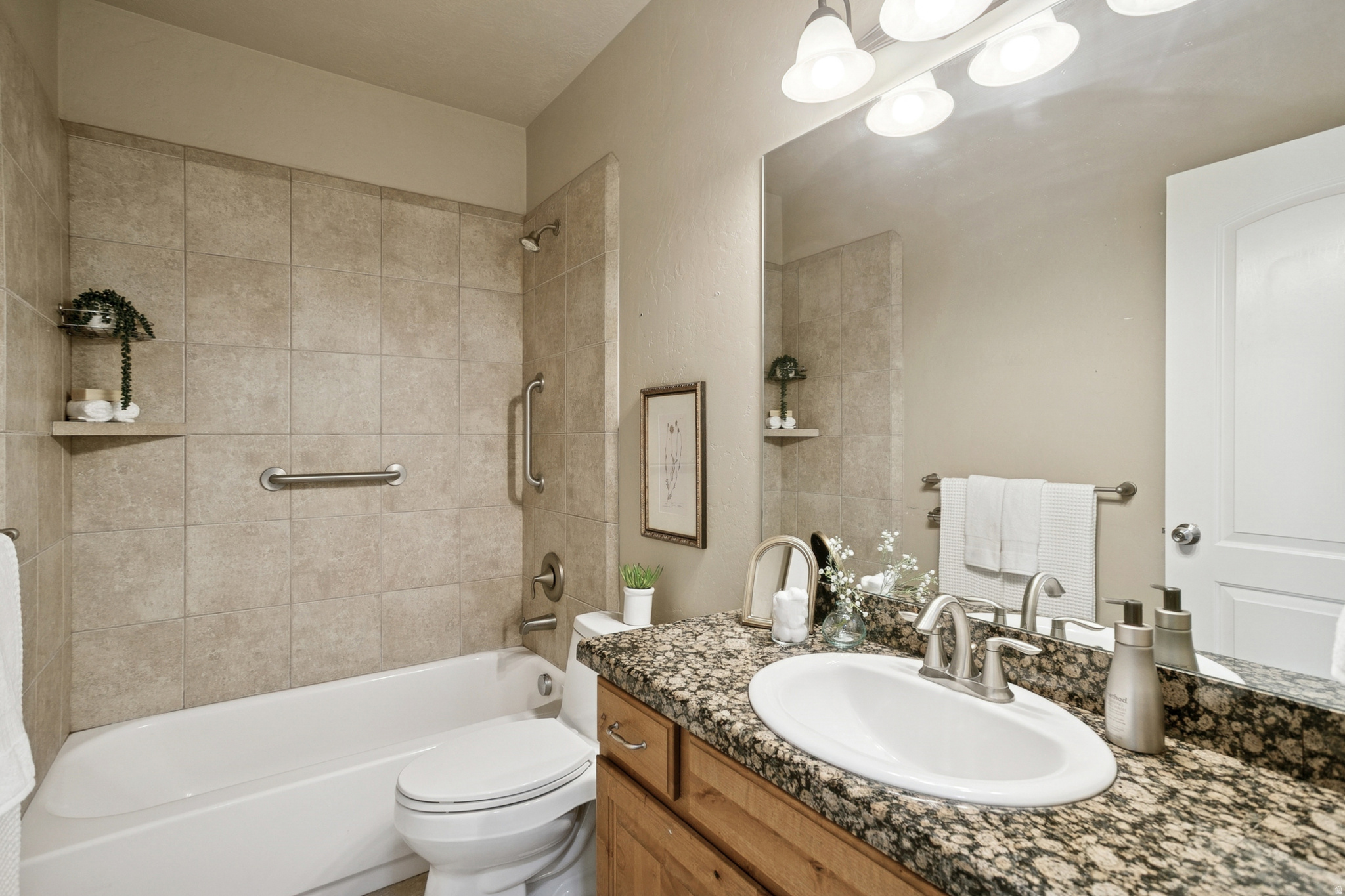 JUNIPER  POINT - Residential