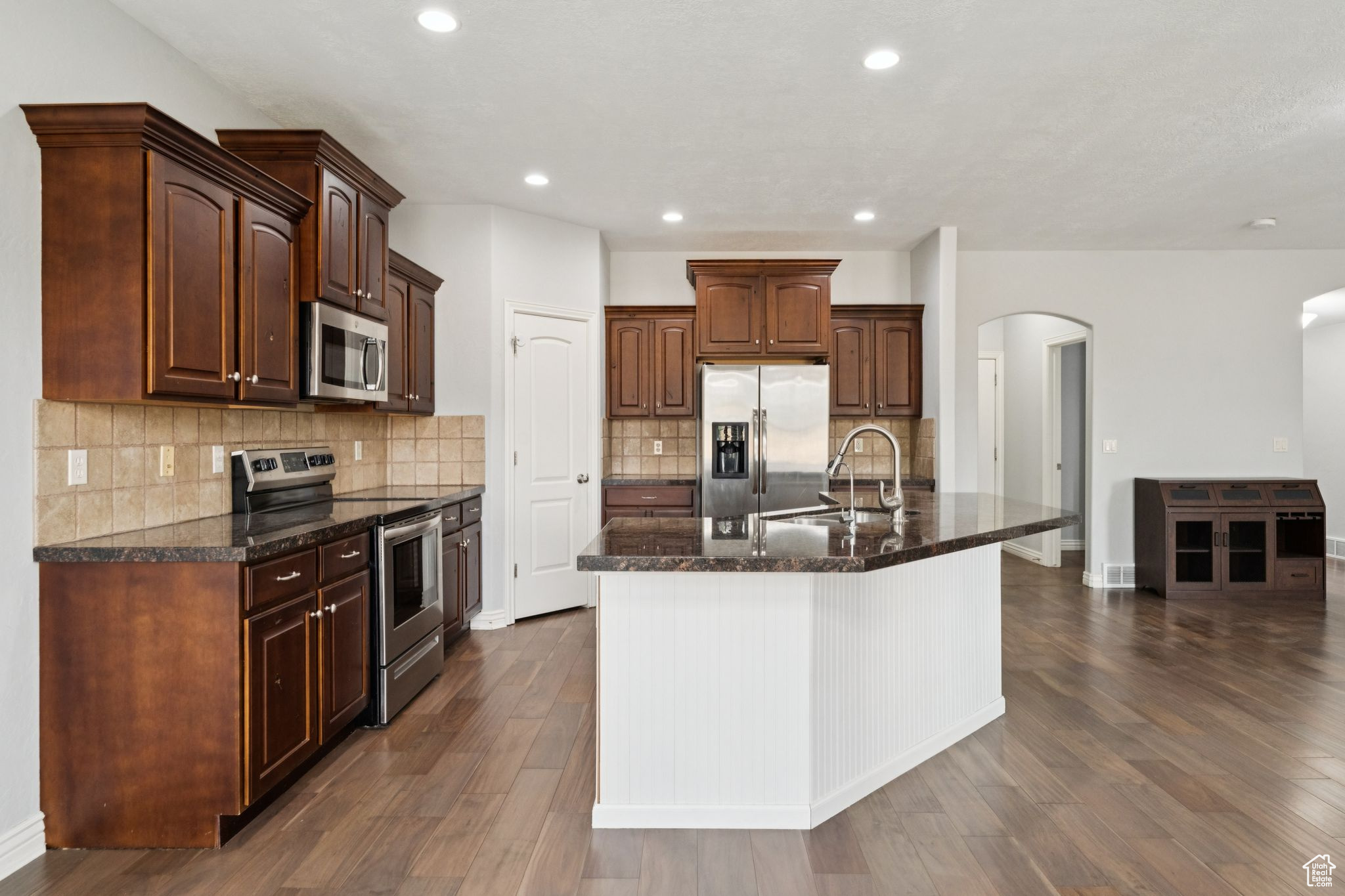 JUNIPER  POINT - Residential