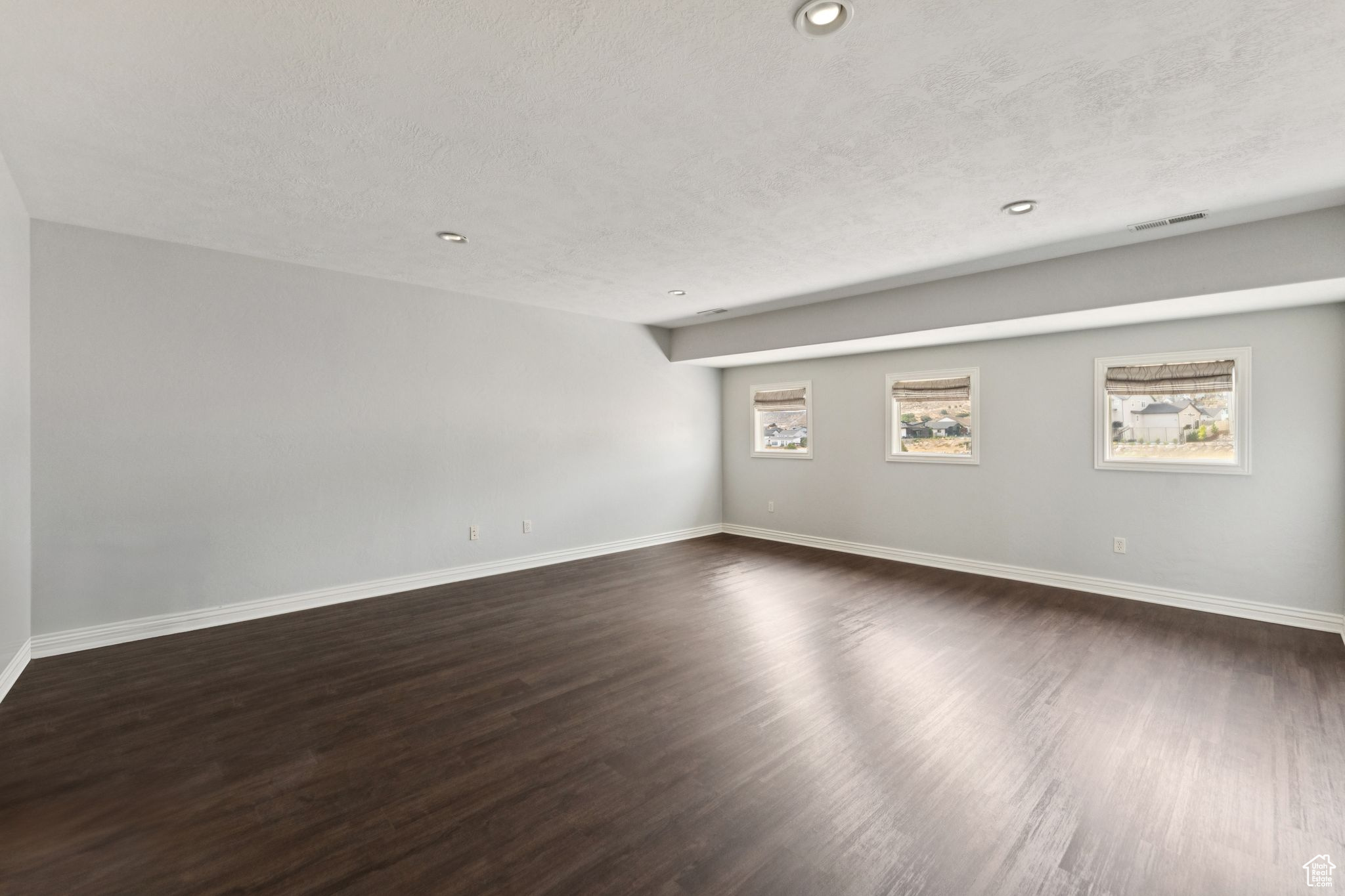 JUNIPER  POINT - Residential