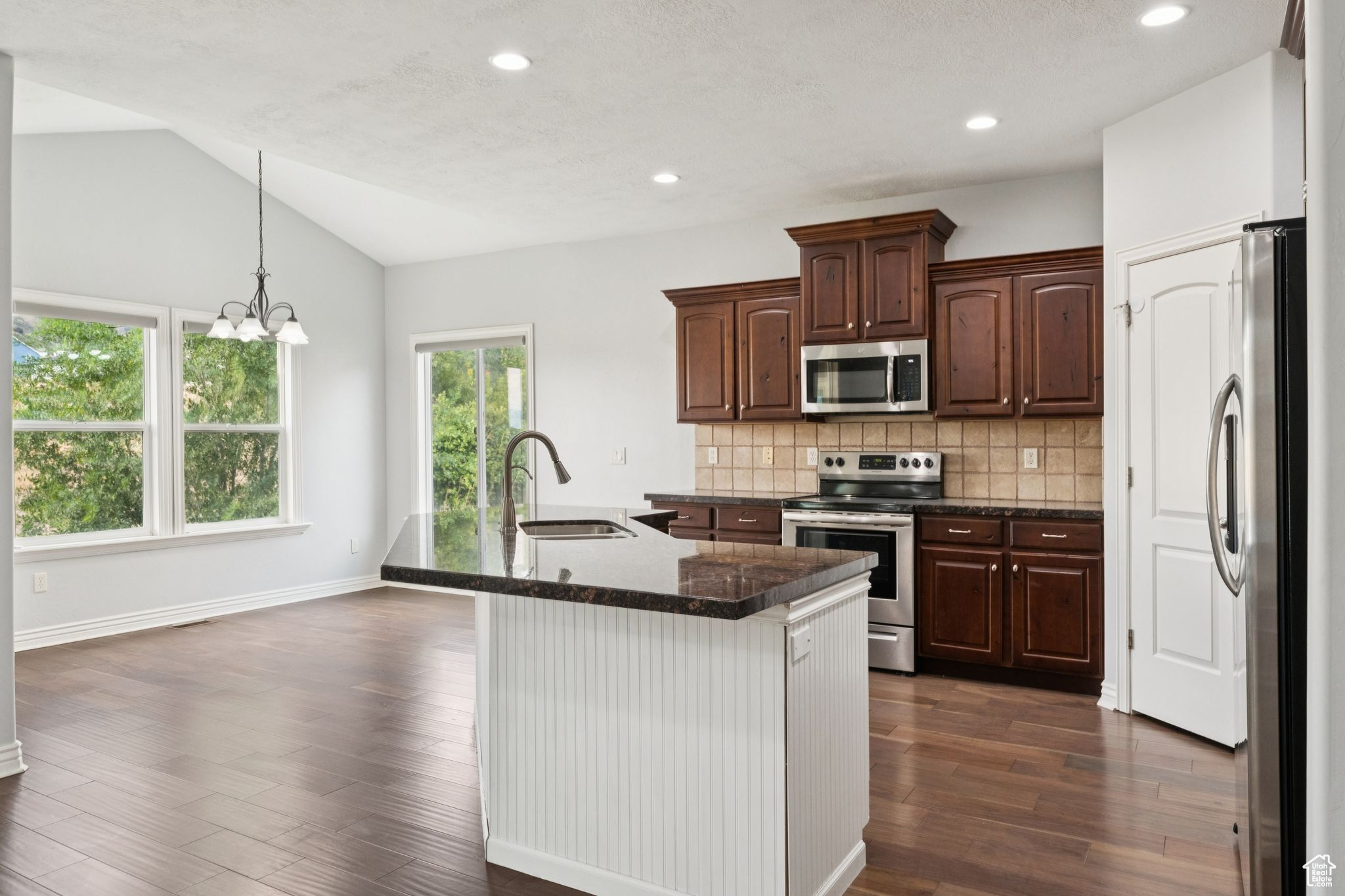 JUNIPER  POINT - Residential