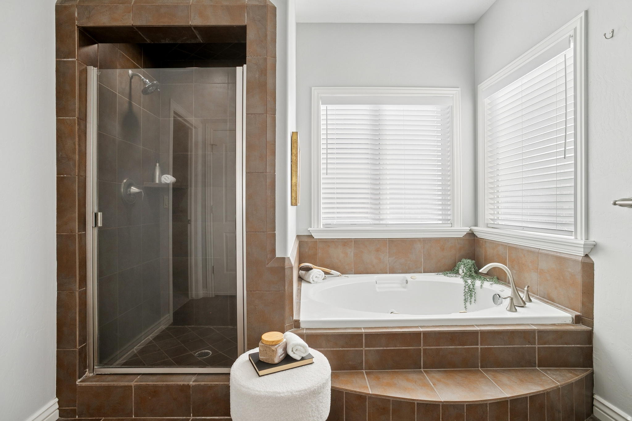 JUNIPER  POINT - Residential