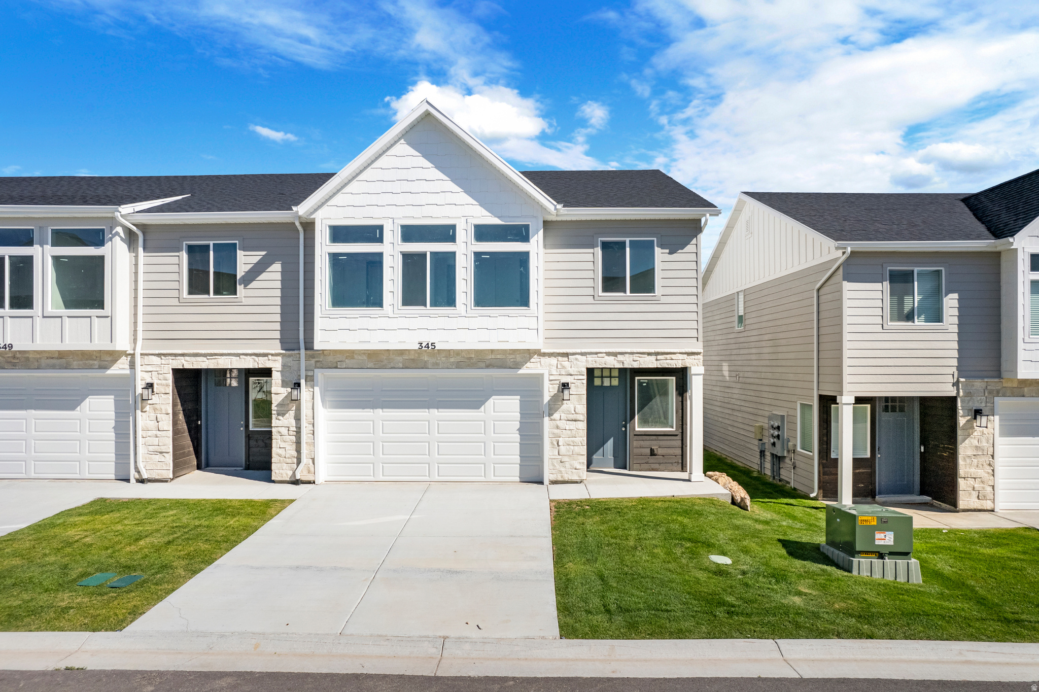 PARADISE PARKWAY - Residential