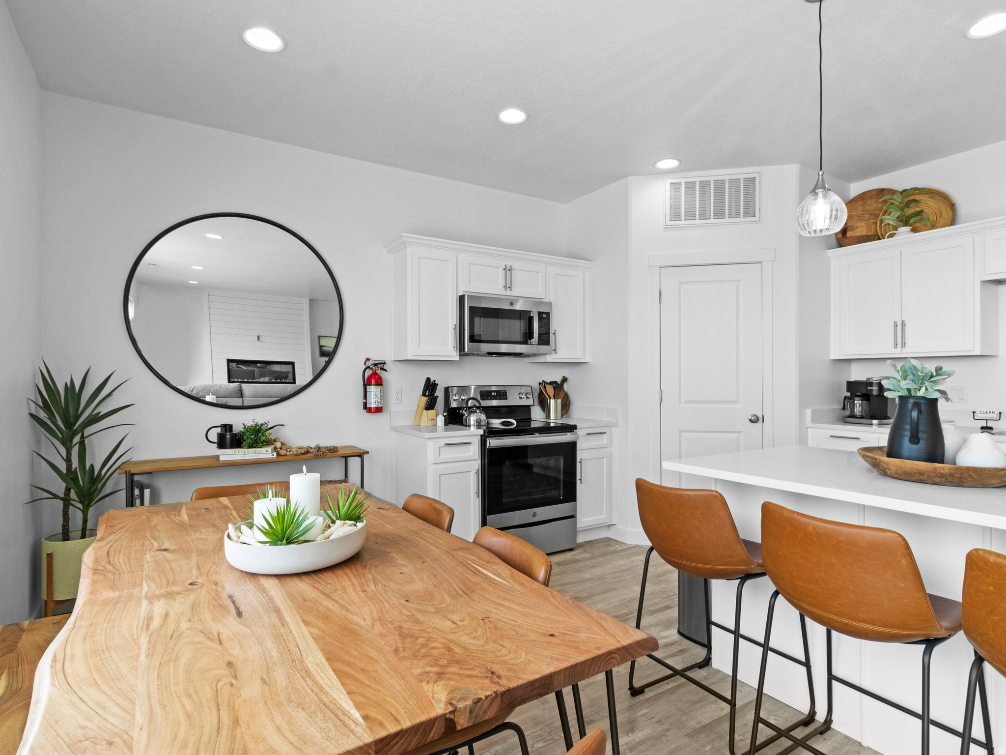 PARADISE PARKWAY - Residential