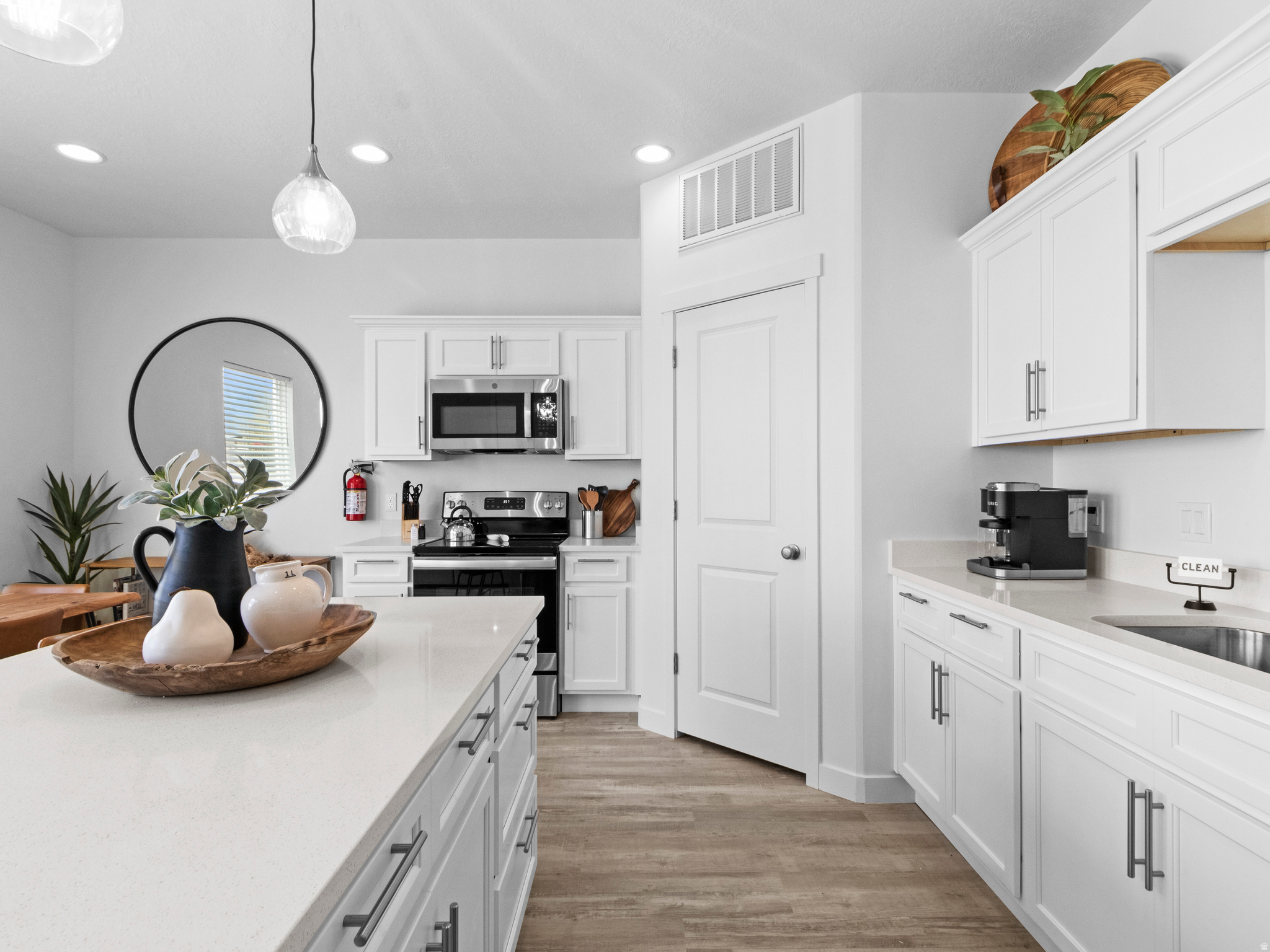 PARADISE PARKWAY - Residential