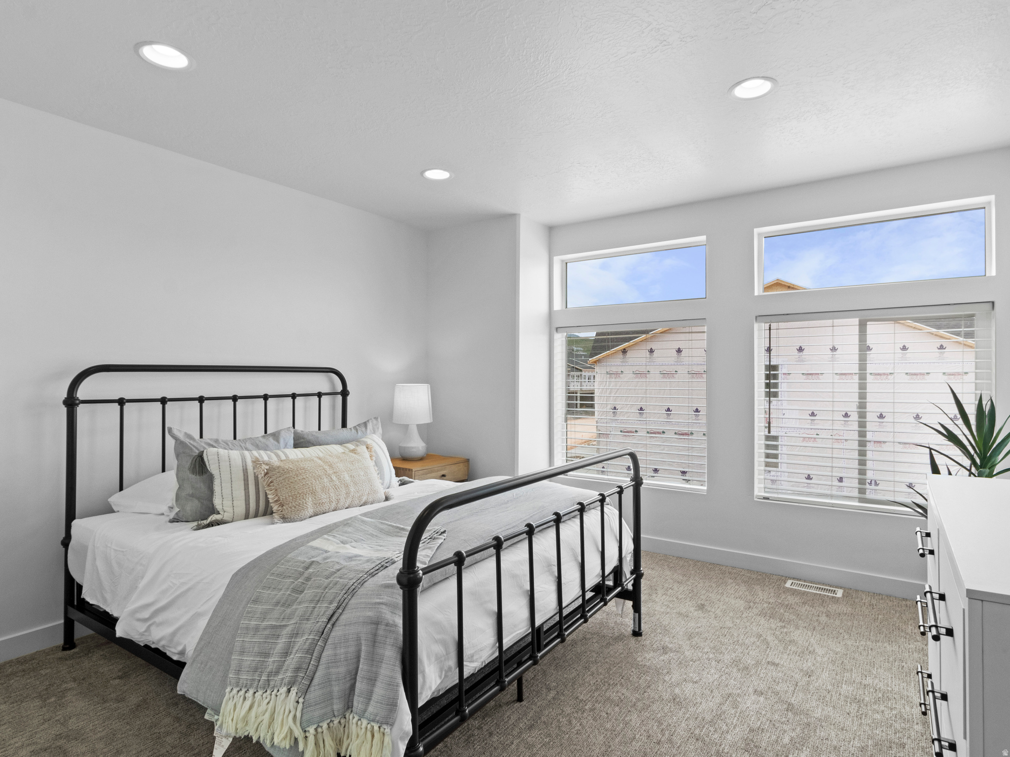 PARADISE PARKWAY - Residential