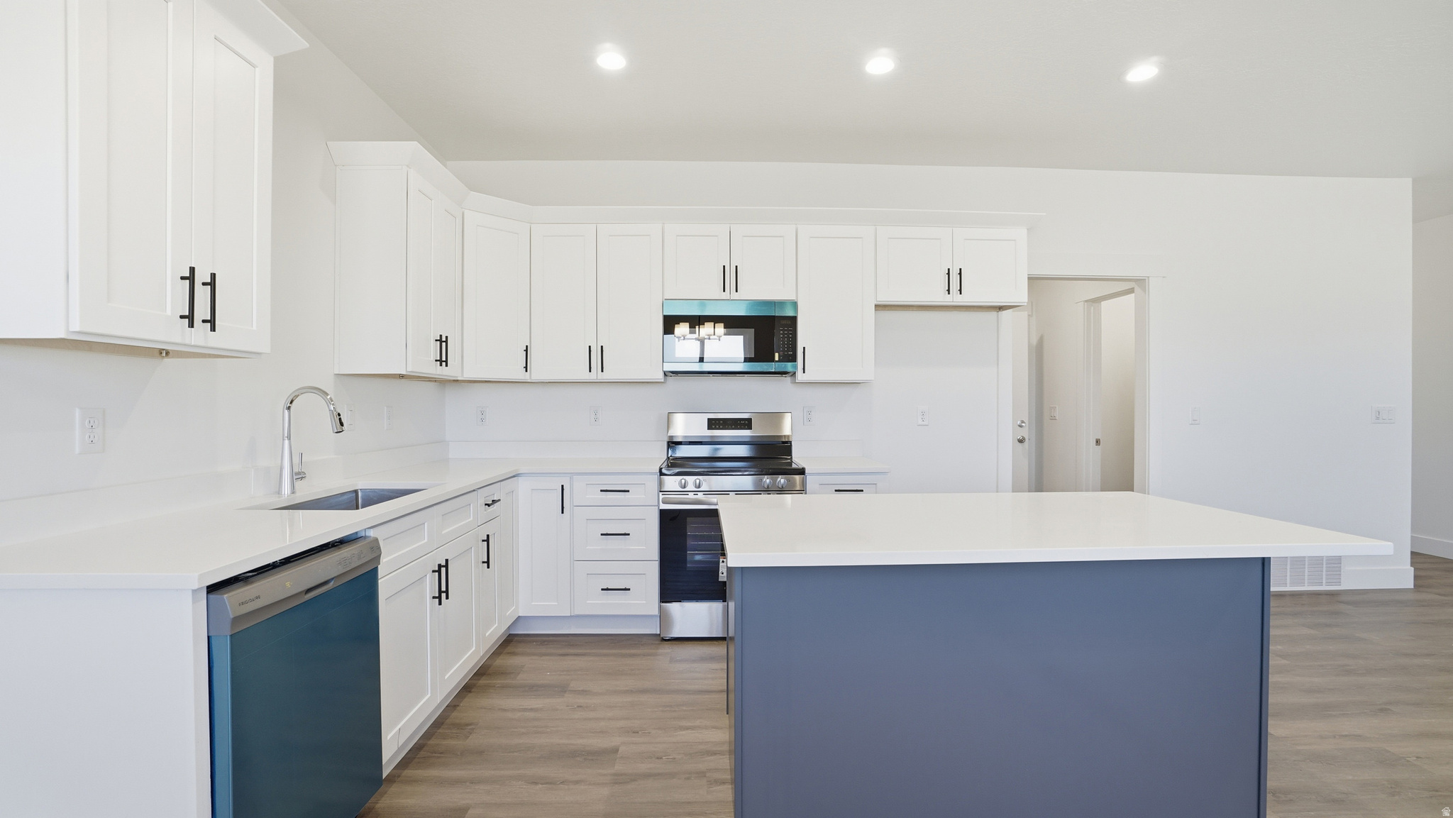 NORTH RIDGE ESTATES SUBD - Residential Income