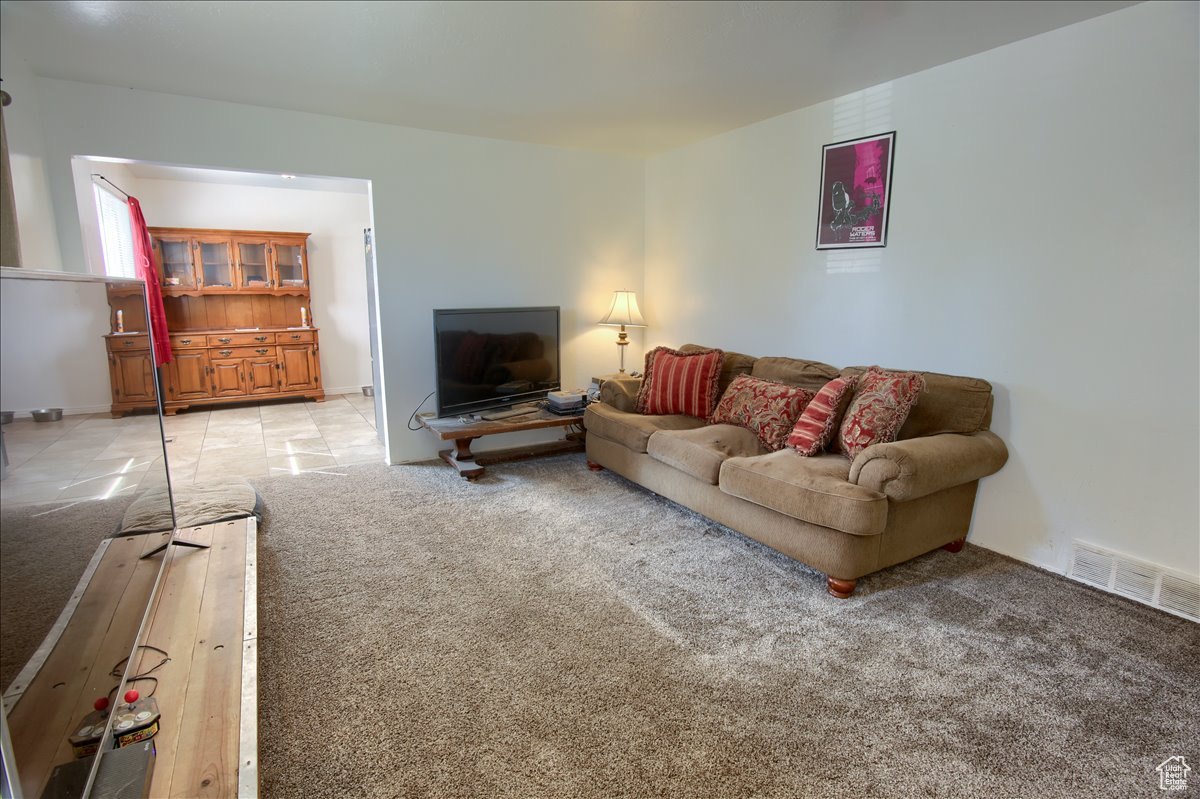 HOFFMAN HEIGHTS - Residential