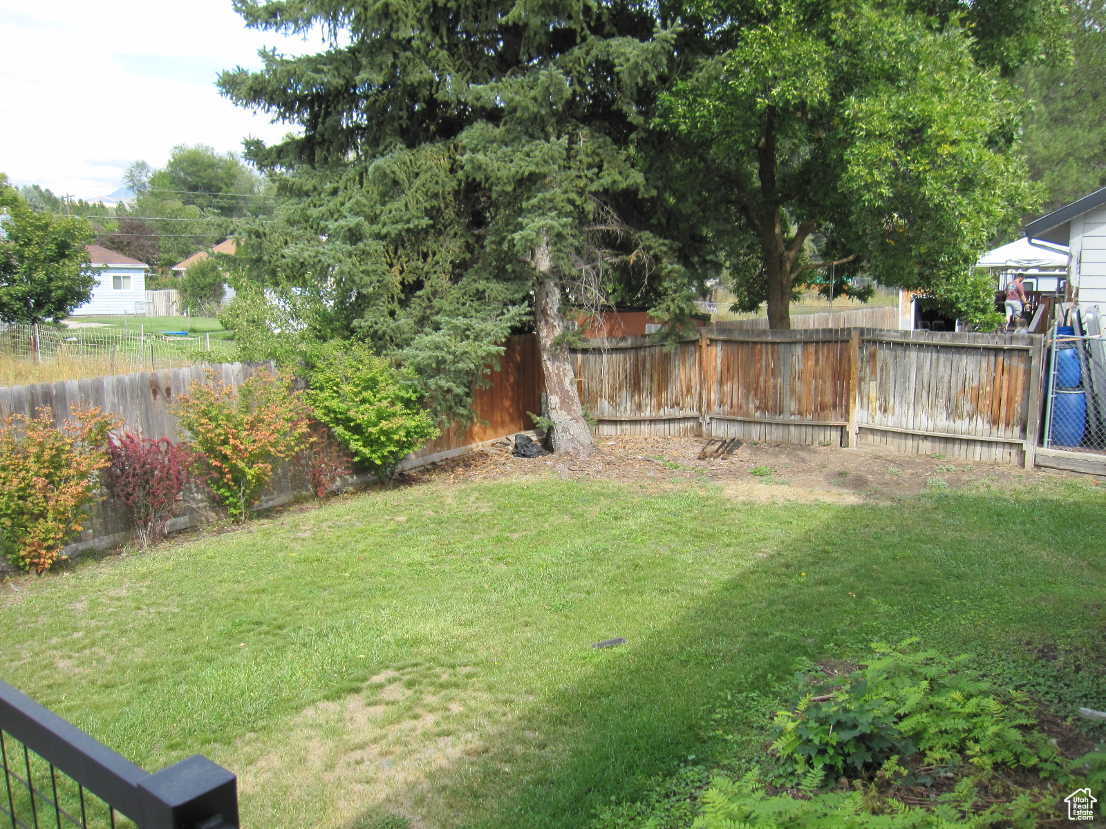 RIVER CIRCLE SUBD - Residential