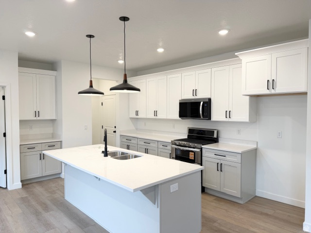 SHELLY ACRES - Residential