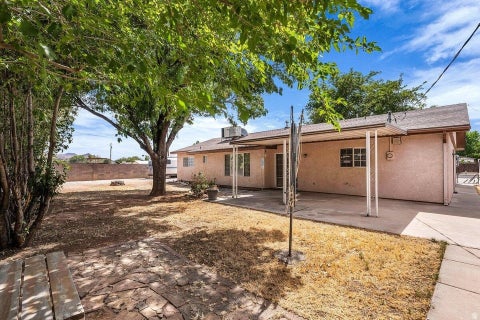 Tiny photo for 202 N 470 W, La Verkin, UT 84745 (MLS # 2170250)