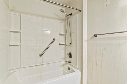 Tiny photo for 5401 S 825 E, South Ogden, UT 84405 (MLS # 2124632)