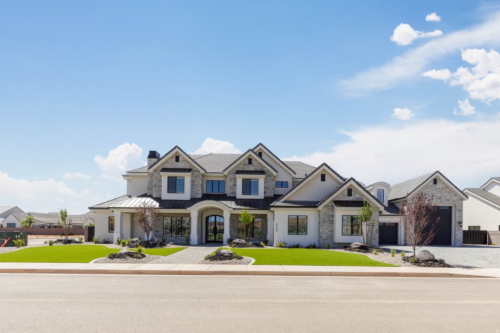 Photo of 2752 S 240 W, Washington, UT 84780 (MLS # 2181680)
