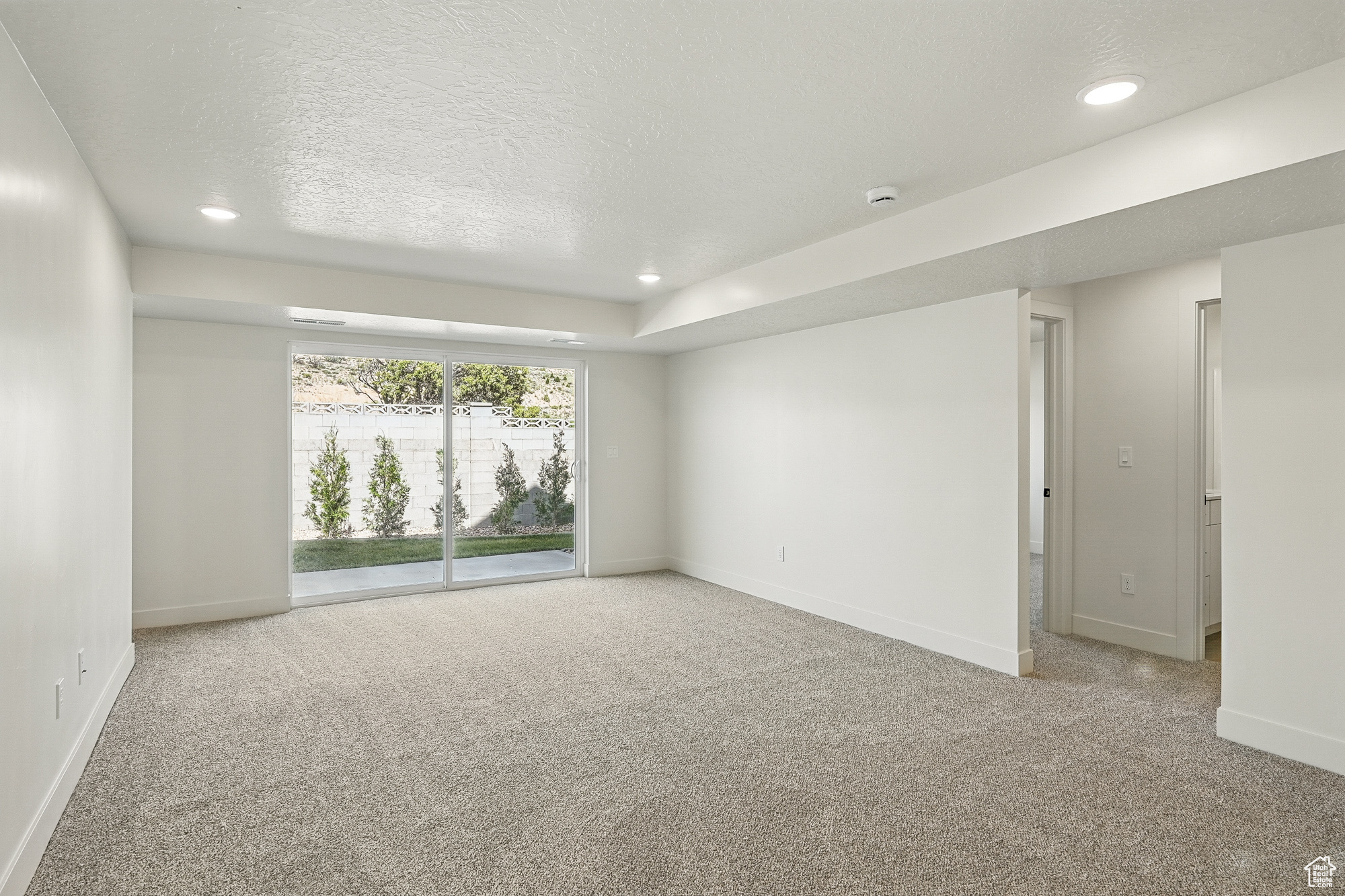 LIBERTY COVE AT JEFFERSON PARK - Residential Income