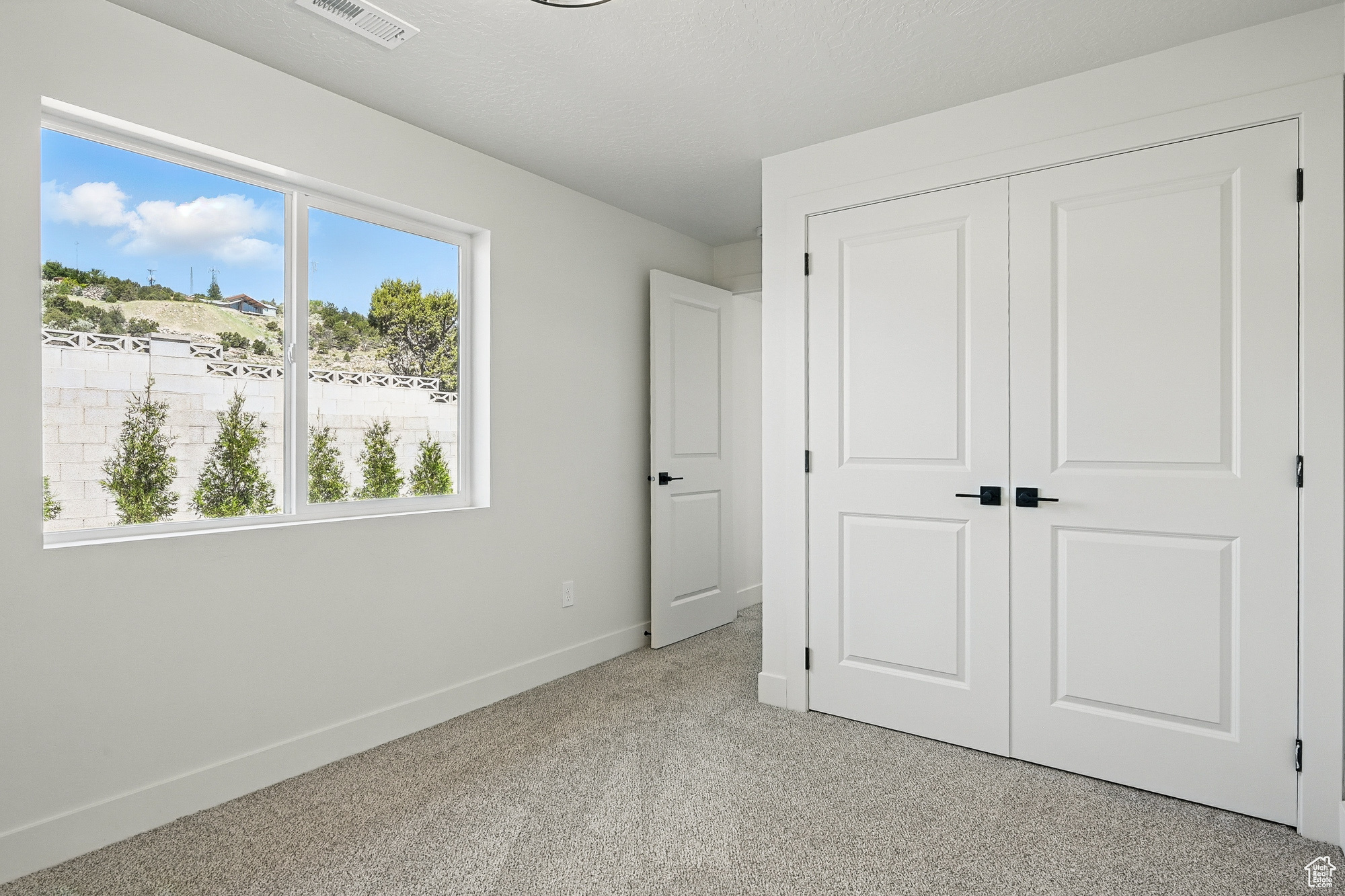 LIBERTY COVE AT JEFFERSON PARK - Residential Income