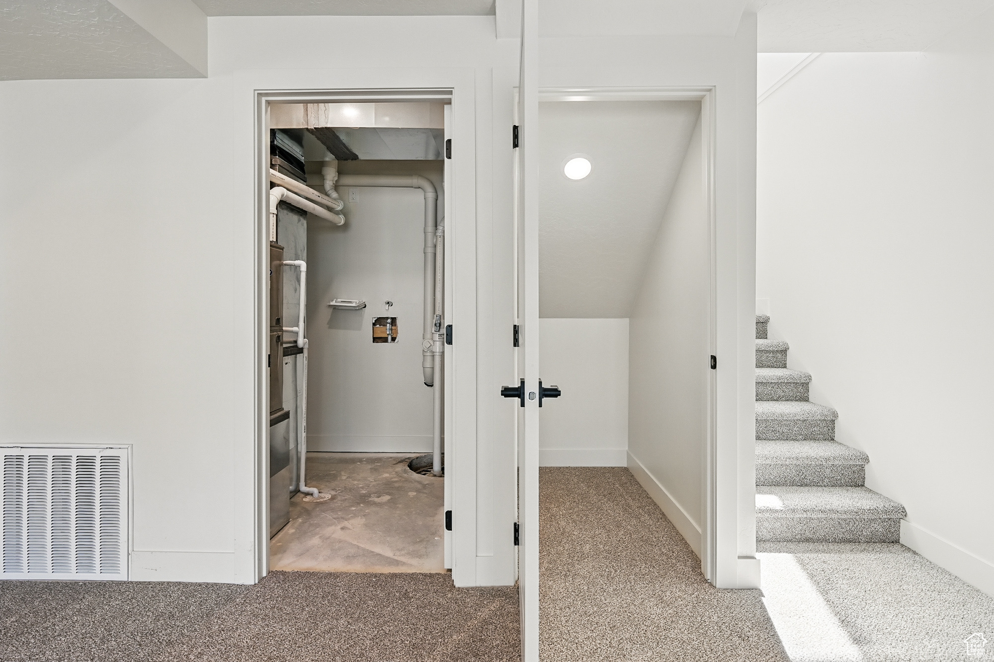 LIBERTY COVE AT JEFFERSON PARK - Residential Income