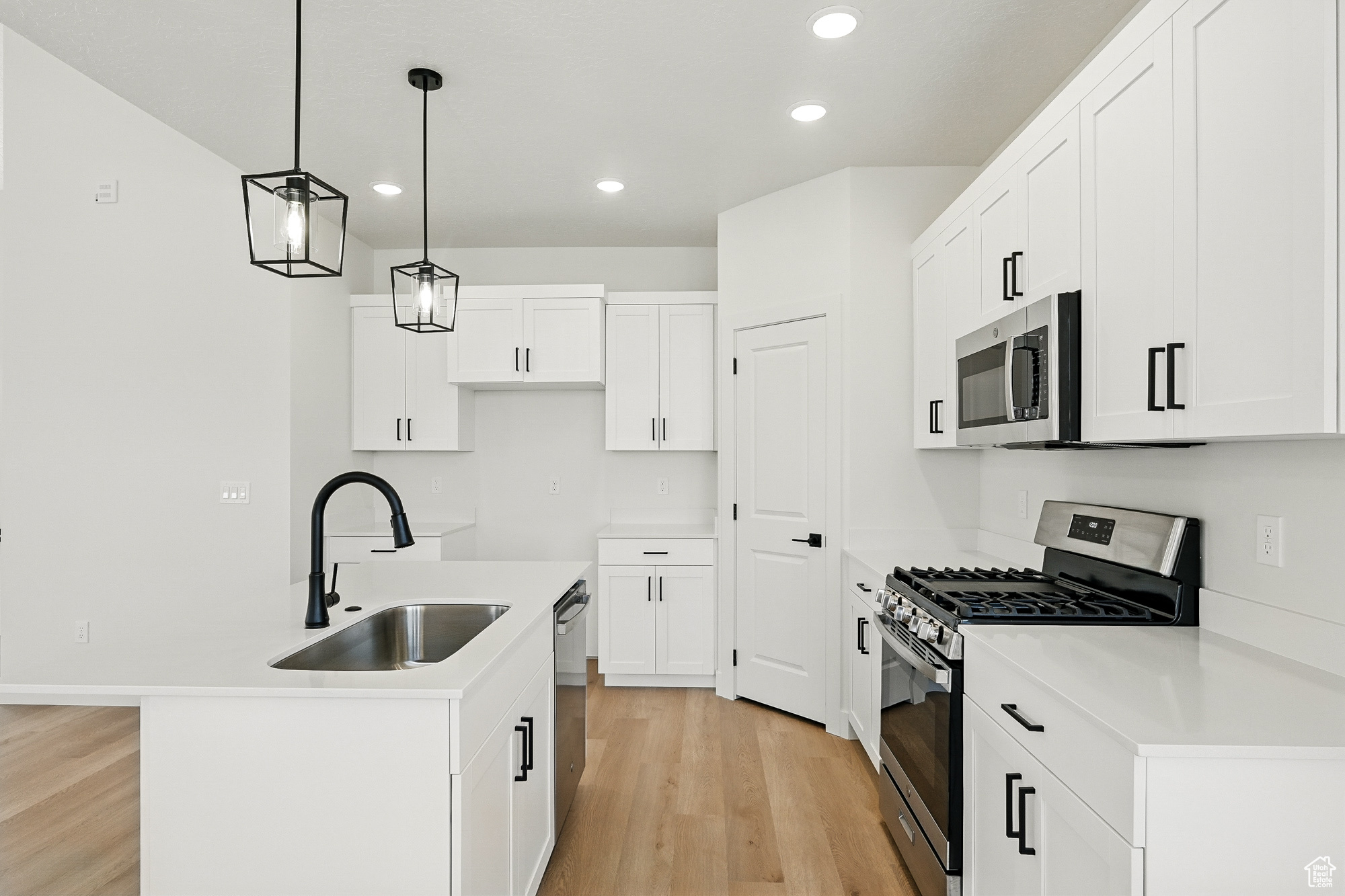 LIBERTY COVE AT JEFFERSON PARK - Residential Income