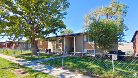 Photo of 2530 S PARKCREST DR, West Valley City, UT 84119 (MLS # 2118709)