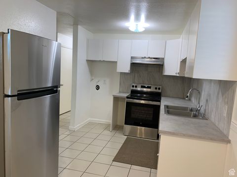 Tiny photo for 2530 S PARKCREST DR, West Valley City, UT 84119 (MLS # 2118709)
