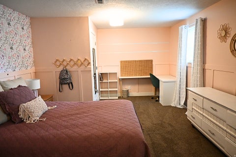 Tiny photo for 2150 N 600 W, West Bountiful, UT 84087 (MLS # 2184204)